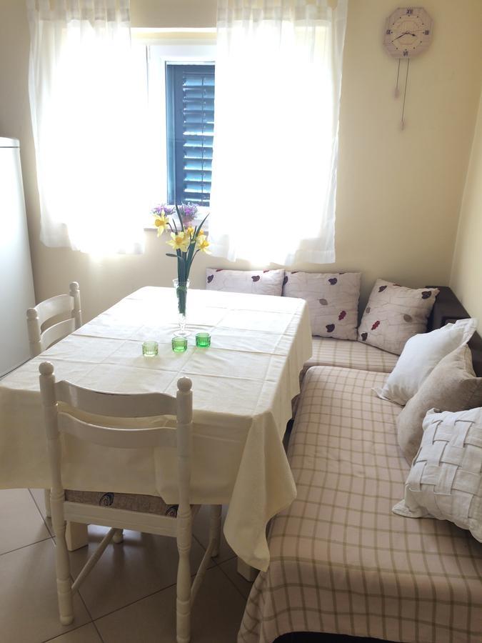 Holiday Home "Kike & Mara" Drniš Exterior foto